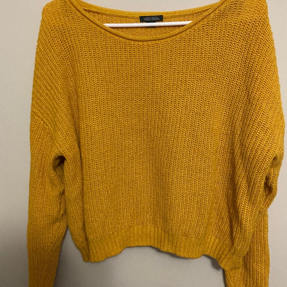 Cropped Yellow Knitted Sweater
